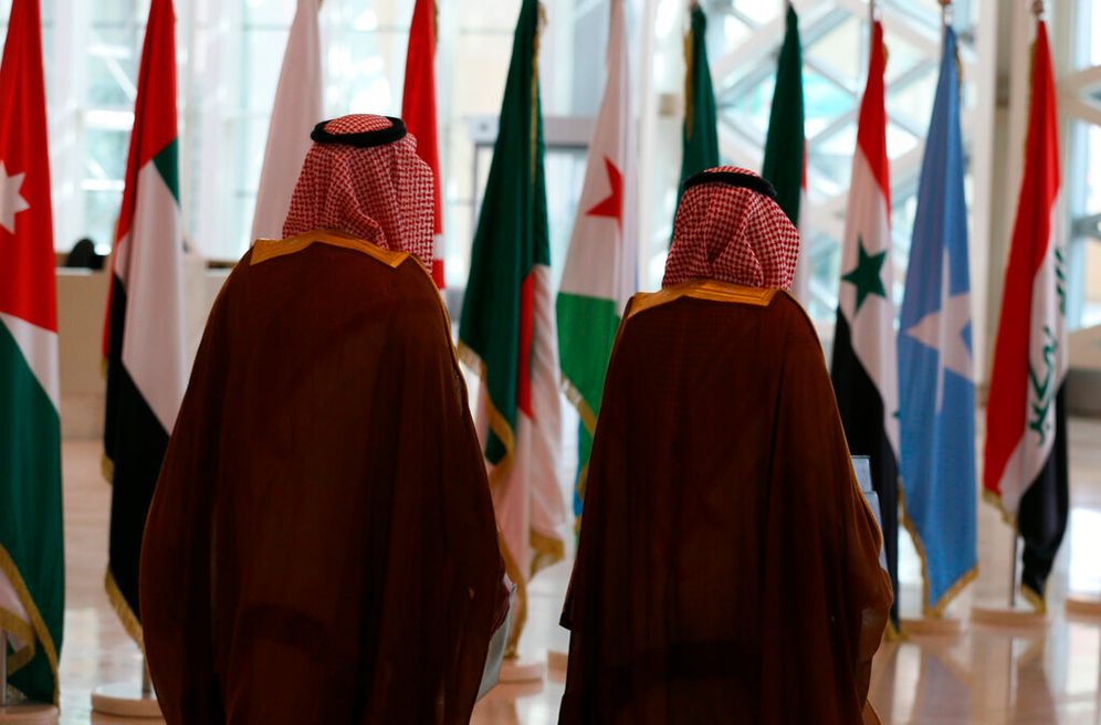 حضر الوزراء والمندوبون اجتماعاً تحضيرياً قبل انطلاق القمة العربية في الجزائر العاصمة، يوم الاثنين 31 أكتوبر/تشرين الأول 2022.