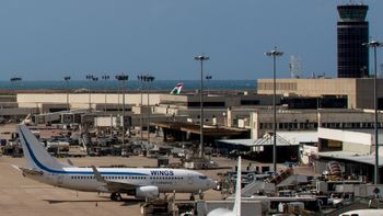 مطار رفيق الحريري الدولي في بيروت 