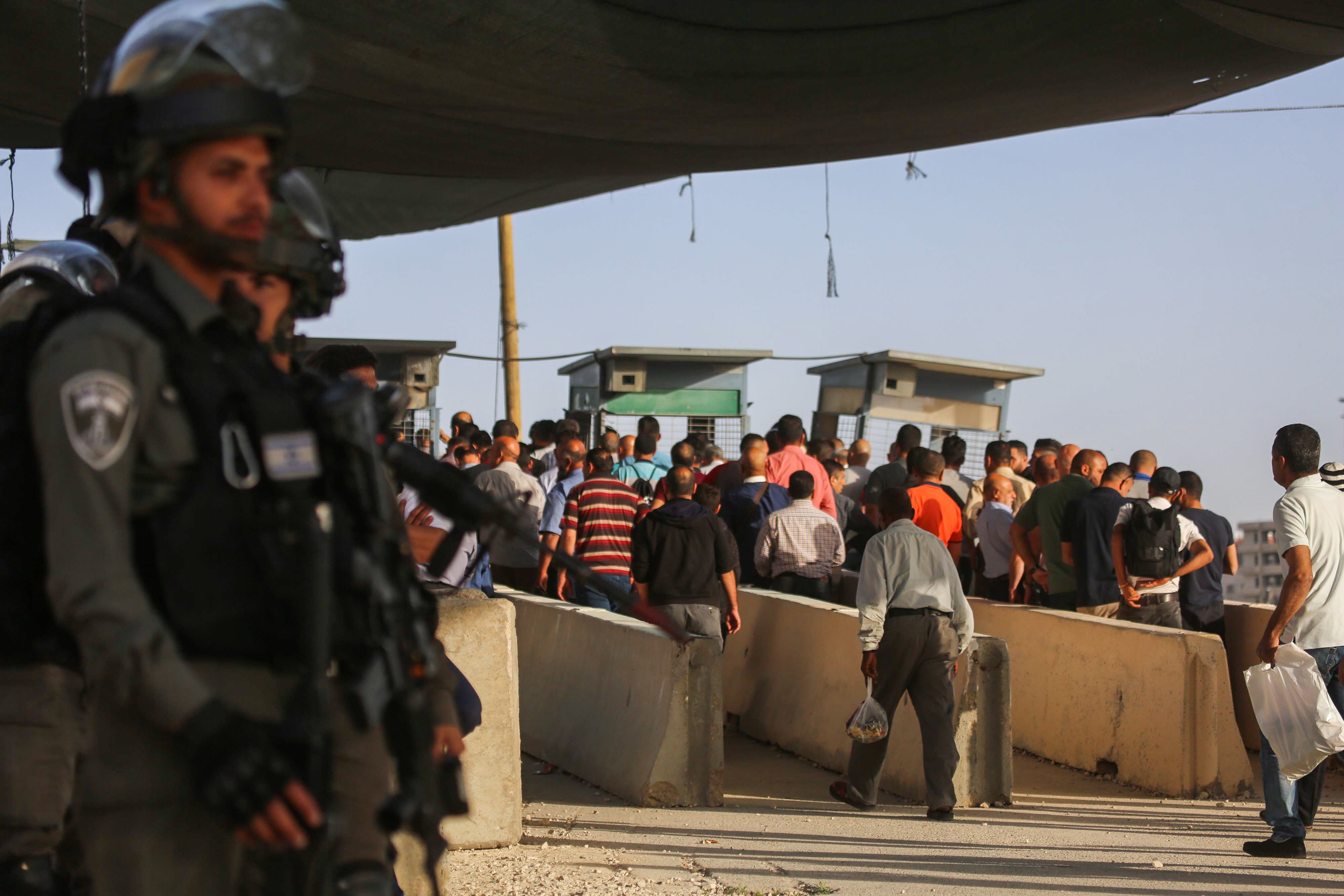 Suspected Stabbing Attempt At West Bank Checkpoint, Assailant Injured ...