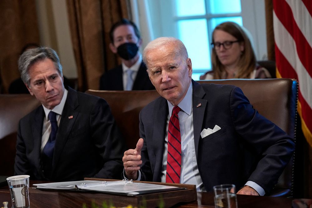 Le président américain Joe Biden (à droite) avec le secrétaire d'État Antony Blinken à la Maison Blanche à Washington, DC, États-Unis