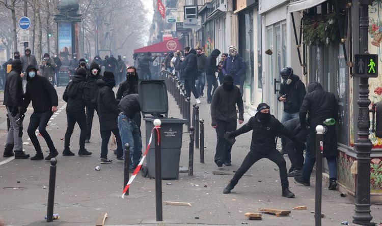 THOMAS SAMSON / AFP