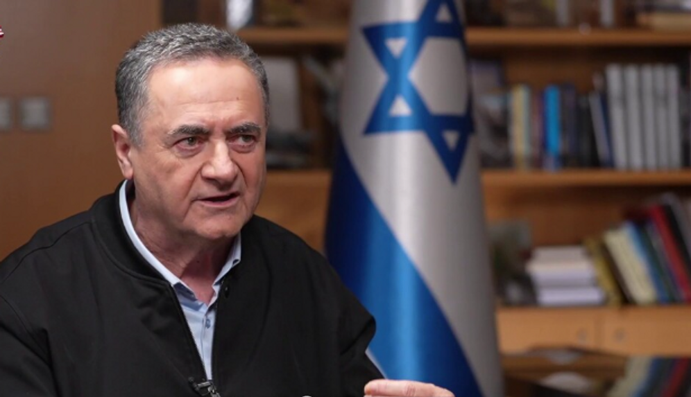 يسرائيل كاتس خلال مقابلة خاصة أجرتها قناتنا العبرية معه