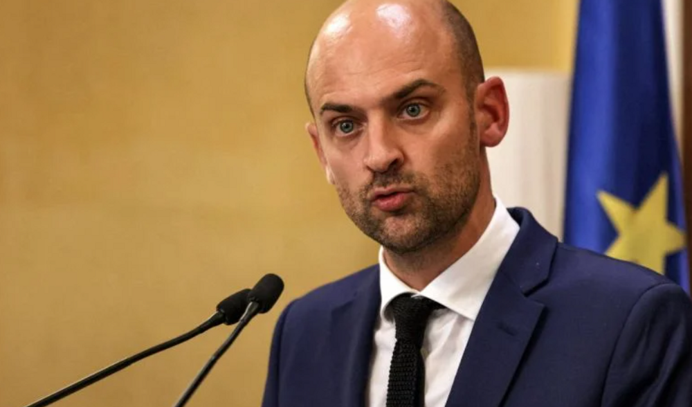 Le ministre français des Affaires étrangères Jean-Noël Barrot à la Résidence des Pins, à Beyrouth, le 30 septembre 2024. 

