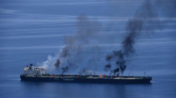 Navire attaqué par les Houthis en mer Rouge