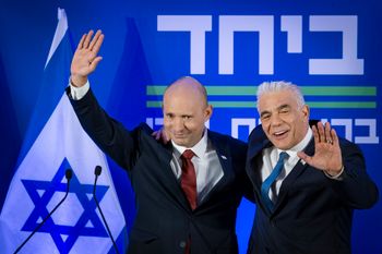 יאיר לפיד ונפתלי בנט