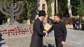 Ukraine: Zelensky marks 85 years since Babyn Yar massacre alongside victims’ families