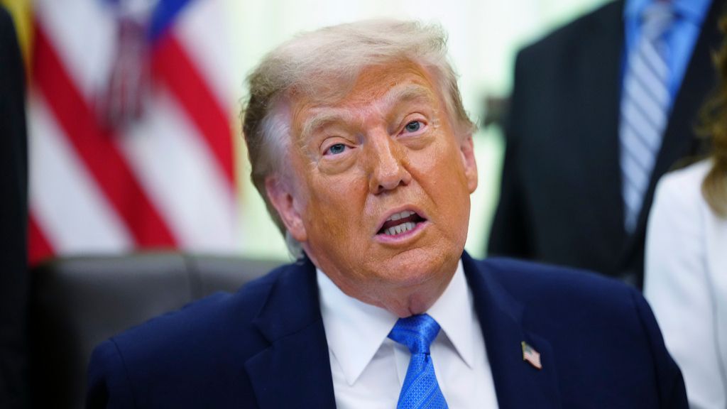 Donald Trump : "Nous avons frappé l'Iran hier, nous frapperons encore aujourd’hui"