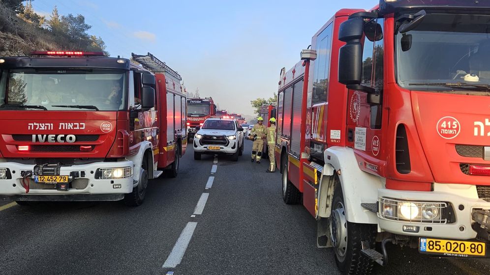 דוברות כב"ה ירושלים שריפת יער גדולה פרצה סמוך לבית שמש - עשרות צוותי כיבוי במקום