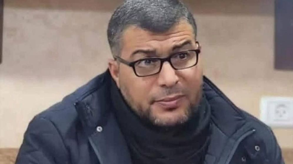 27 A عز الدين البيك