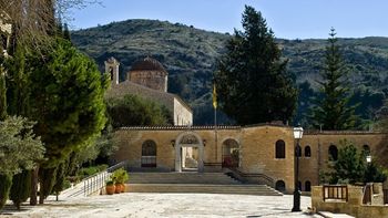 מנזר איוס נאופיטוס שבאזור פאפוס, קפריסין