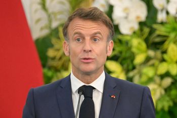 الرئيس الفرنسي ايمانويل ماكرون