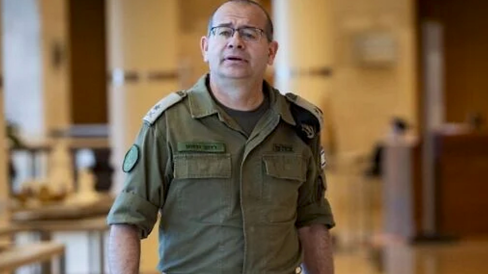 Yonatan Sindel/Flash90 Le futur directeur de l'agence de renseignement du Mossad, le général de division Roman Gofman, se rendant à une réunion de la commission des Affaires étrangères et de la Défense, à la Knesset le 5 février 2026.