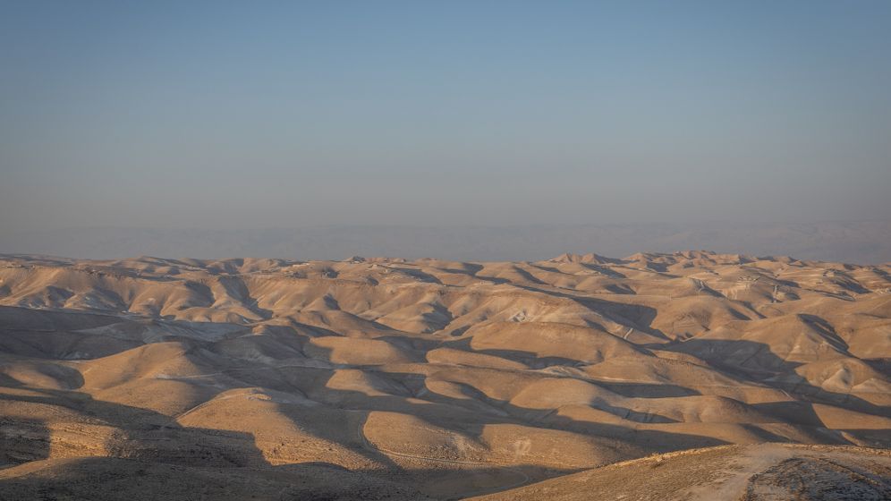 חם ויבש במדבר יהודה, ארכיון
