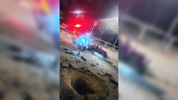 Scene of the Iranian missile attack in Be'er Sheva, 8.4.26