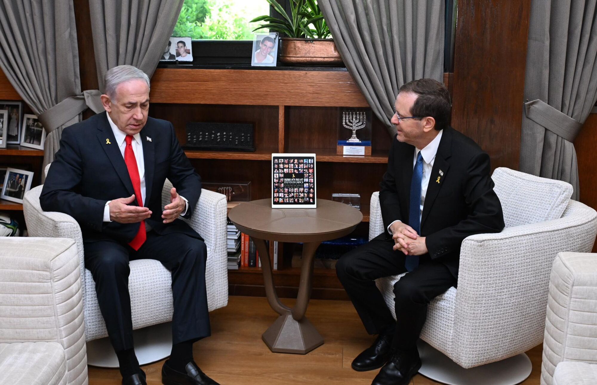 Isaac Herzog rappelle qu'une grâce éventuelle de Benjamin Netanyahou doit respecter la loi israélienne