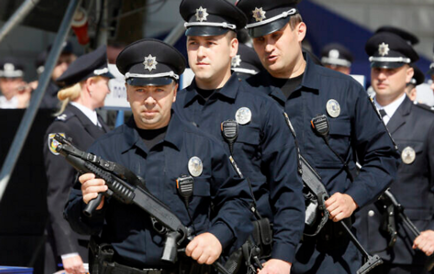 Image d'illustration - Des policiers ukrainiens assistent à une cérémonie à Kiev. Ukraine, mardi 28 mai 2019.