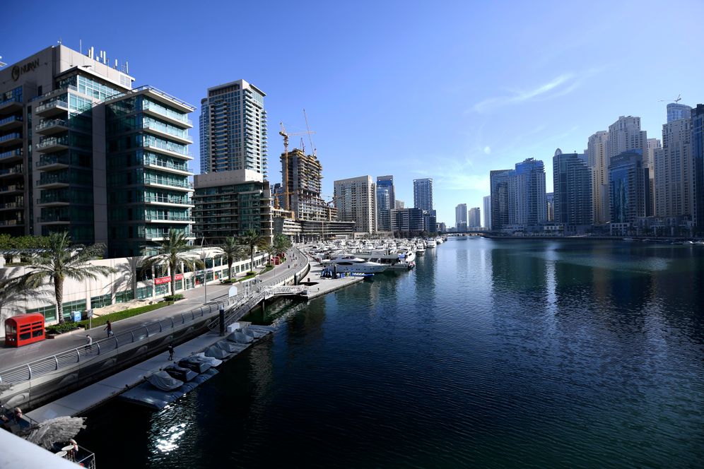 Vue générale de la marina de Dubaï le 6 mai 2020