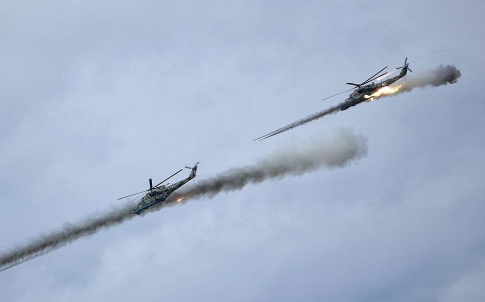 Des hélicoptères lors d'exercices conjoints des forces armées de Russie et du Bélarus, près de Brest au Bélarus, le 19 février 2022