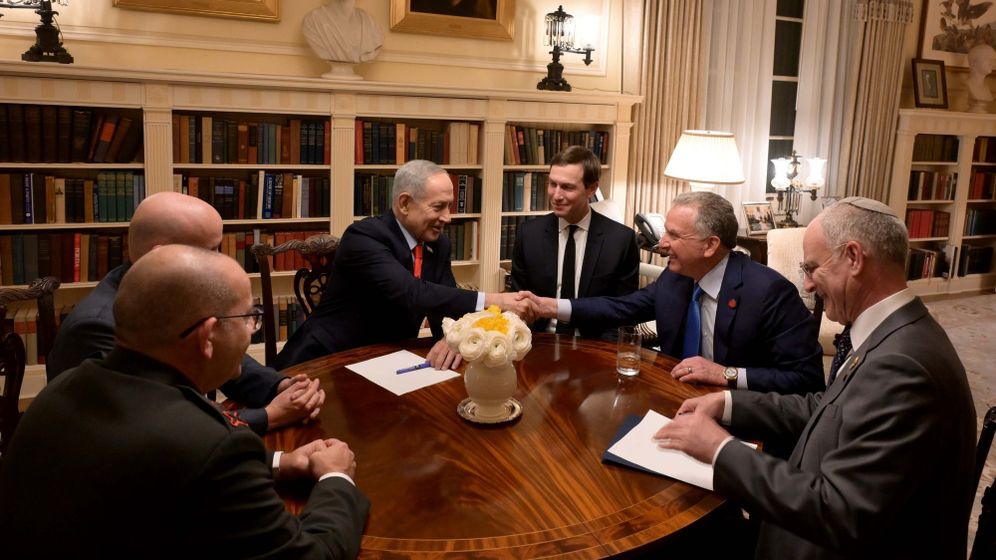 Benjamin Netanyahu meets Steve Witkoff and Jared Kushner in Washington on 11.02.2026.