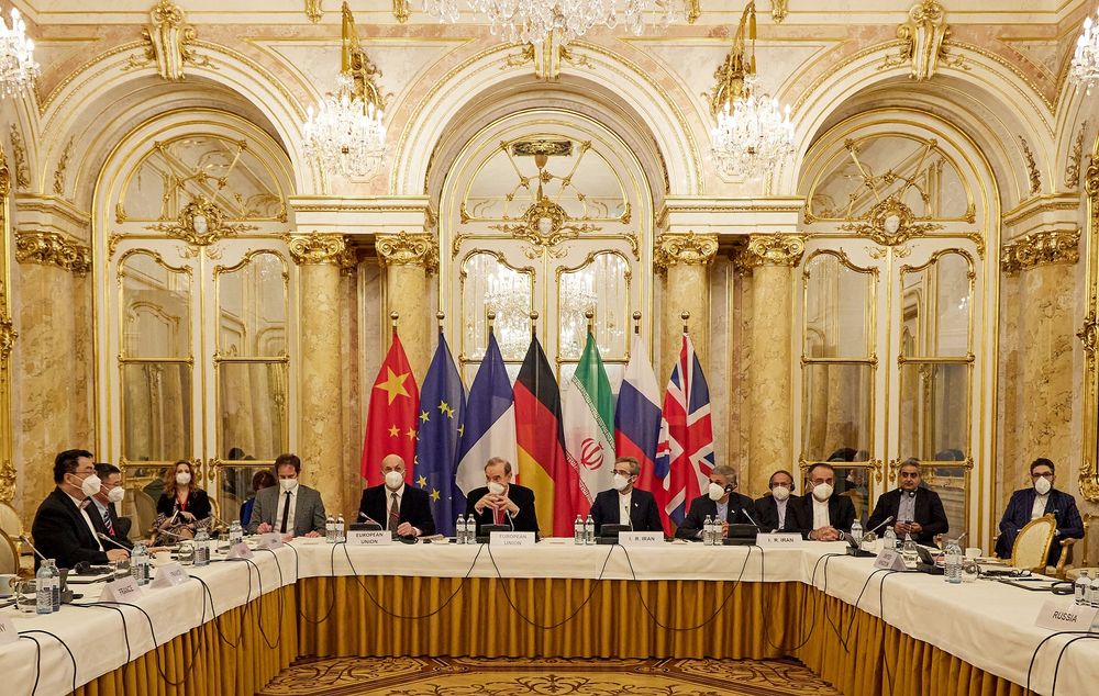 Des représentants participant aux négociations visant à relancer l'accord sur le nucléaire iranien à Vienne, en Autriche, le 9 décembre 2021