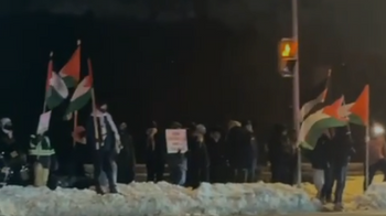 מחאה פרו פלסטינית עם הגעתו של גיא הוכמן לטורונטו