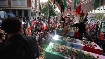 موكب جنازة حاشد لضحايا الهجمات الإسرائيلية في إيران، طهران