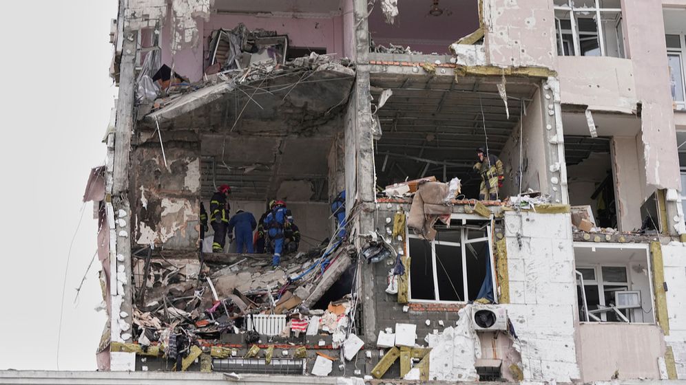 בניין שניזוק עקב התקיפה הרוסית על קייב, היום 