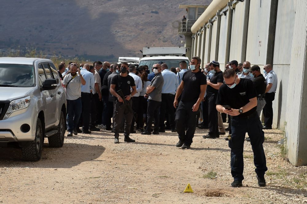 Six security prisoners escape from Gilboa Prison in northern