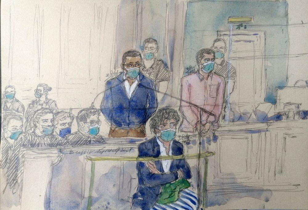 Un croquis d'audience réalisé le 26 octobre 2021, au procès de deux hommes accusés du meurtre antisémite de Mireille Knoll, à la cour d'assises de Paris