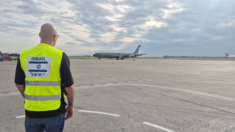 Israeli rescue team touching down in Colombia