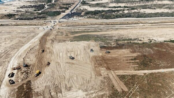 Vue aérienne du nouveau point de passage avec le nord de la bande de Gaza, près du kibboutz Zikim, le 12 mai 2024.