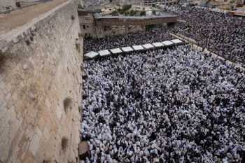 Bénédiction des Cohaniml au Mur occidental à Jérusalem, Israël, le2 octobre 2023