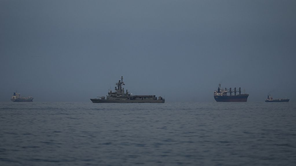 Le détroit d'Ormuz reste ouvert, sauf pour les navires liés aux "ennemis de l'Iran", affirme Téhéran