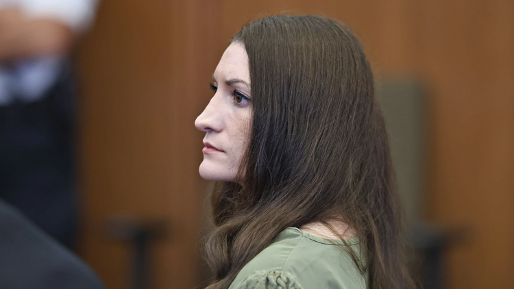 Defendant Lindsay Clancy watches jurors enter the courtroom during her murder trial, Sept. 4, 2026, in Plymouth, Mass. 
