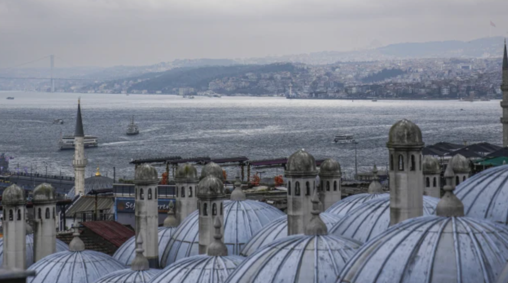 Istanbul : manifestation contre la guerre menée par les États-Unis et Israël