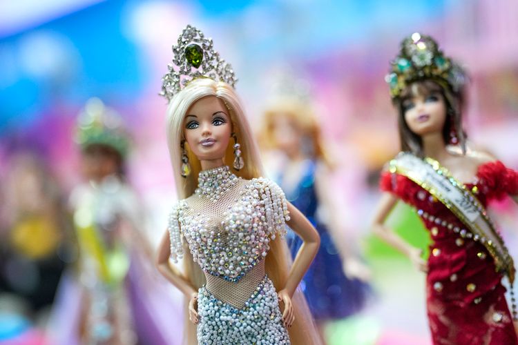 Barbie Origin Story From Ashkenazi Jewish To Trend Setting Diversity