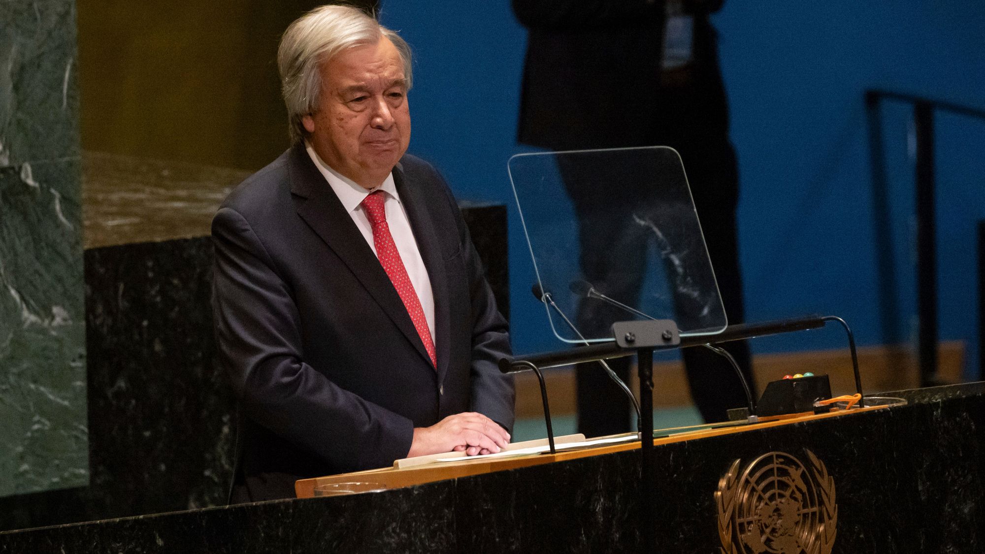 من لندن: أنطونيو غوتيريش يحذر من قوى تُقوّض التعاون الدولي