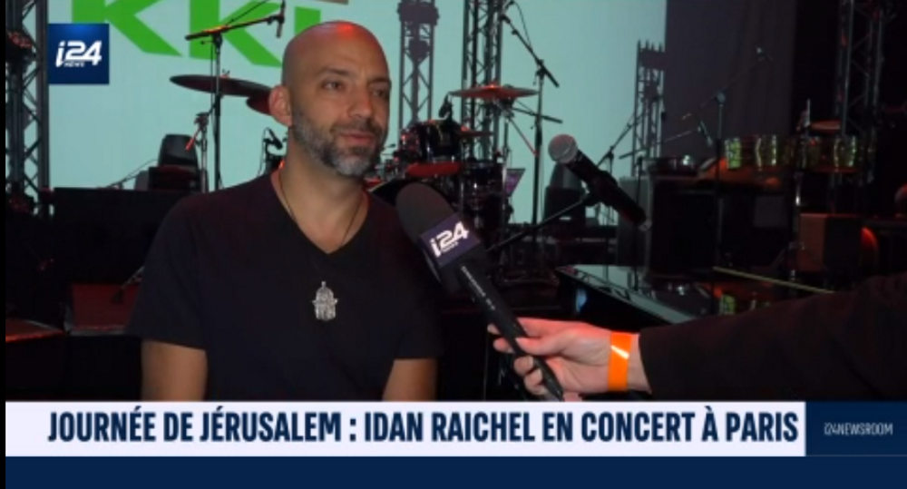 Idan Raichel au micro d'i24NEWS à Paris
