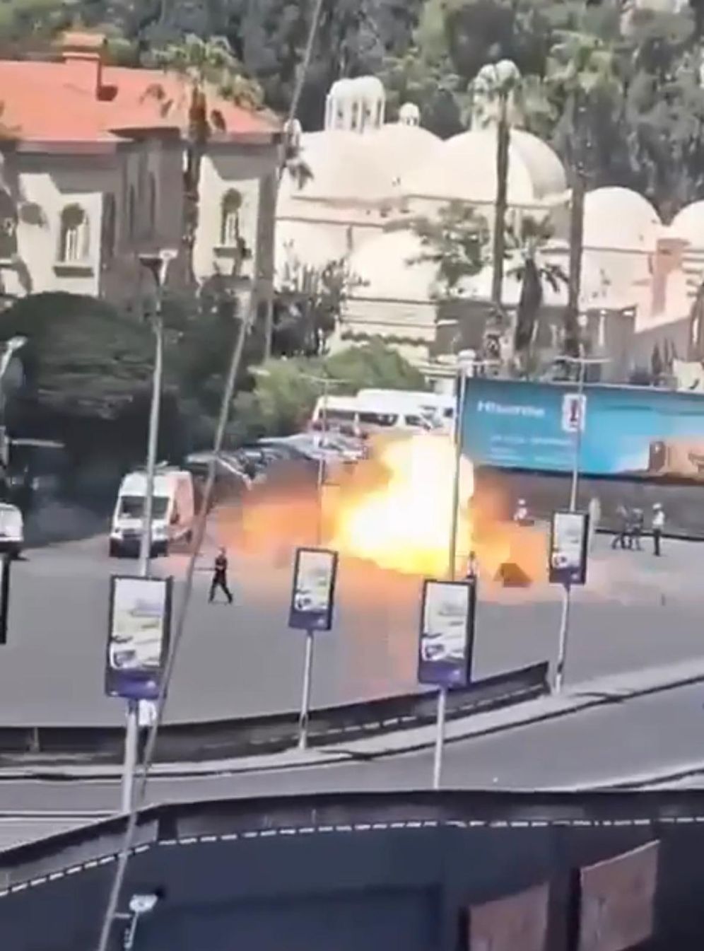 Moment an explosive device goes off outside Franch President Macron’s hotel in Damascus