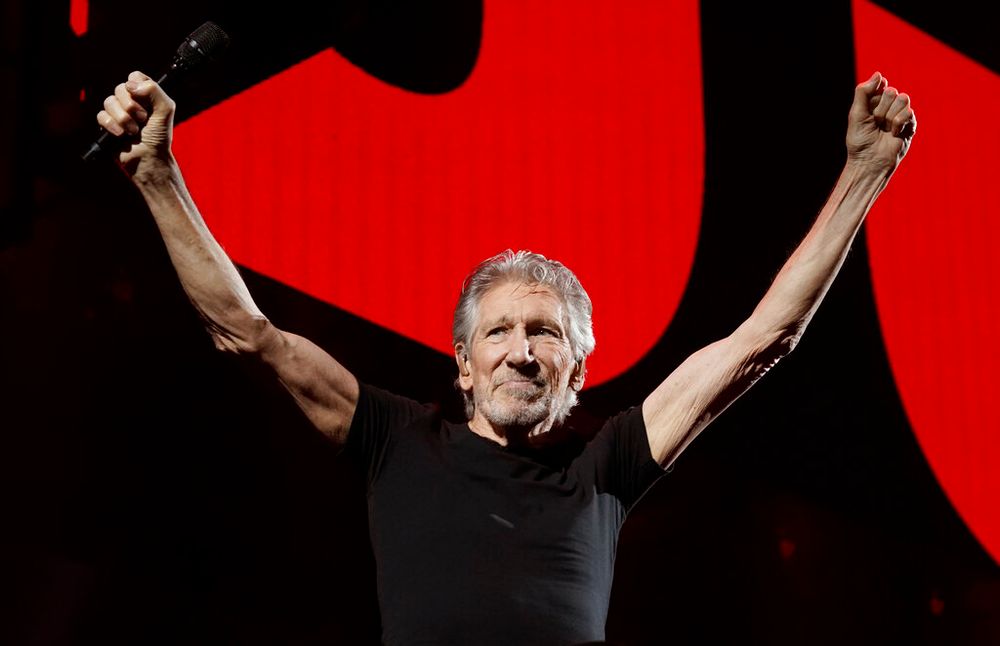 Le chanteur Roger Waters lors d'un concert