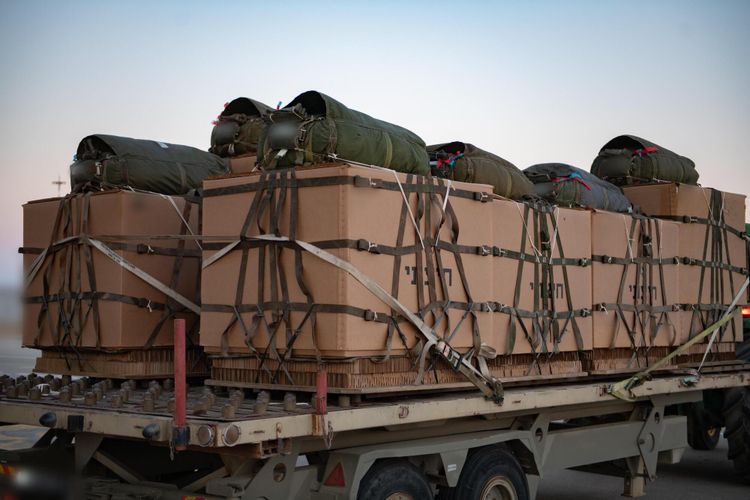 المساعدات الإنسانية