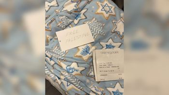 'free Palestine’ note found in Hanukkah PJs