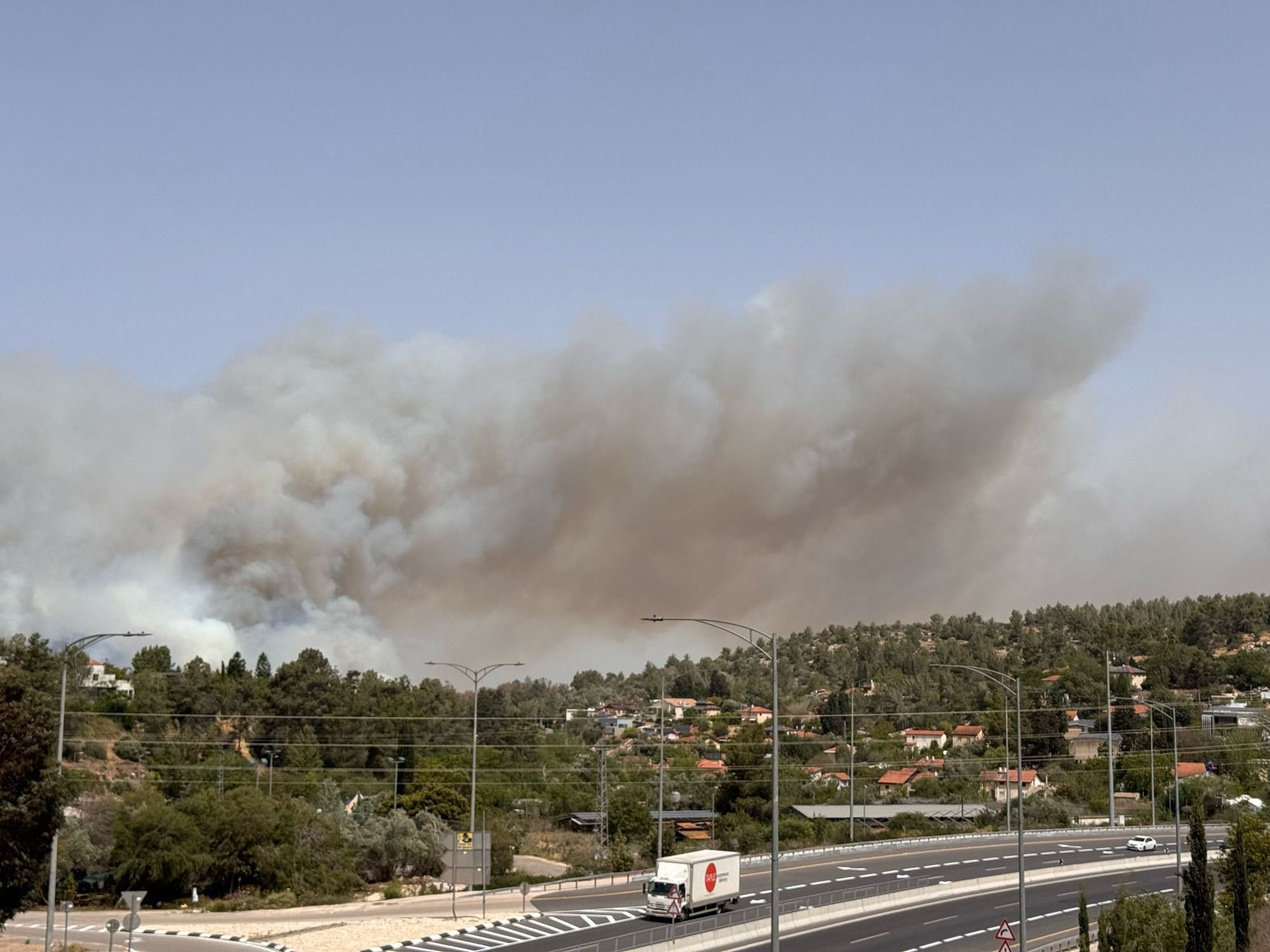 Wildfire Erupts Near Jerusalem, Evacuations and Cancellations Follow
