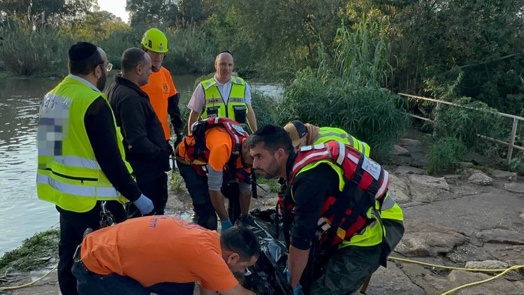 צוות חיפוש של זק"א בנחל הירקון