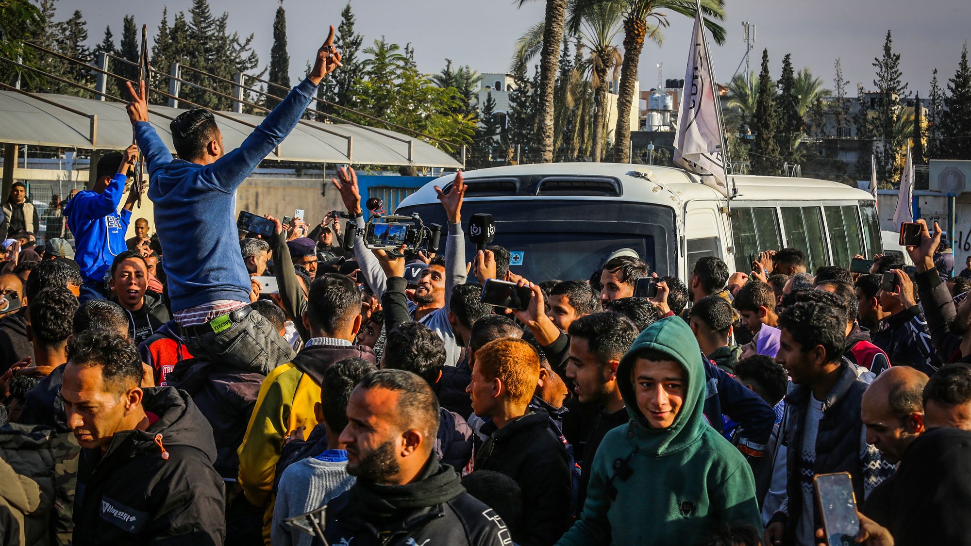 70 Palestinian prisoners stranded in Egypt hotel: ‘No country wants them’ – i24NEWS