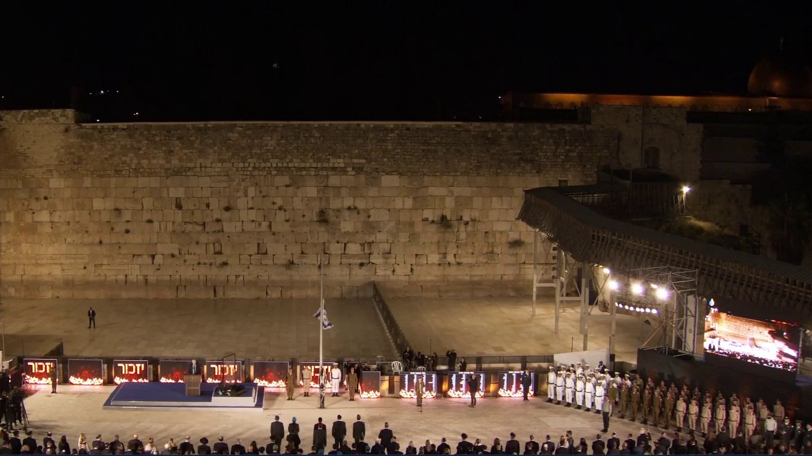 Israël s’immobilise au son des sirènes pour ouvrir Yom Hazikaron