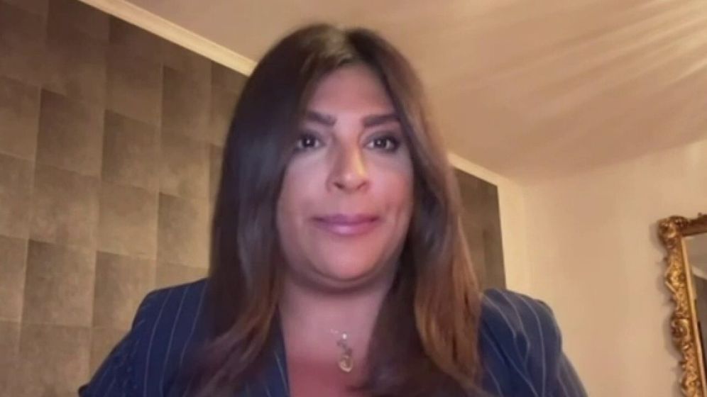 Mélissa Amirkhizy, élue belge d’origine iranienne