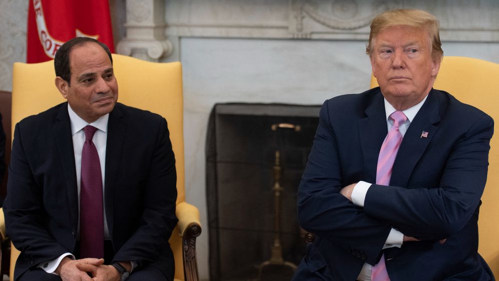 الرئيس المصري عبد الفتاح السيسي ورئيس الولايات المتحدة الأمريكية دونالد ترامب