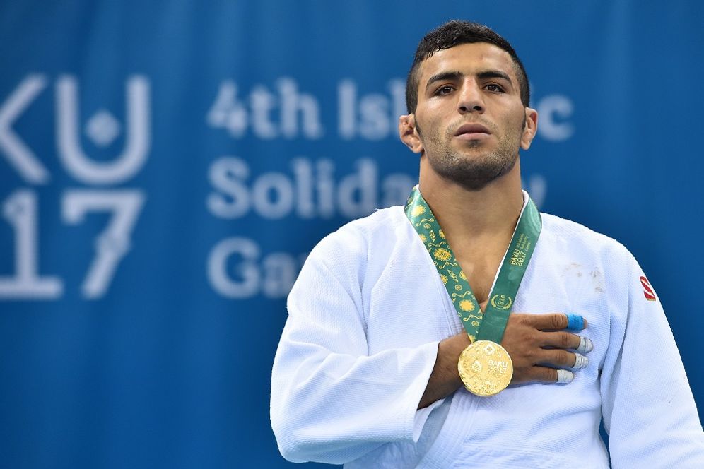 GLYN KIRK / BAKU 2017 / AFP-SERVICES Iran's Saeid Mollaei attends the Baku 2017 4th Islamic Solidarity Games Men's Judo -81 kilos event podium ceremony at the Heydar Aliyev Arena in Baku, on May 14, 2017