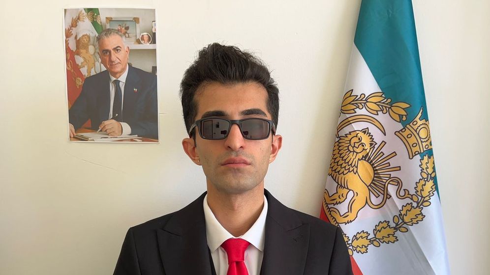 Rayan Amiri,  Iranian political activist 